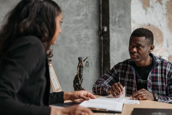 Les meilleurs statuts juridiques pour créer une entreprise à Marseille